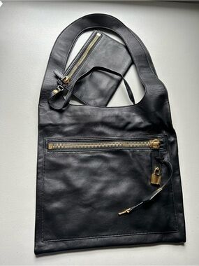 Tom Ford Alix Black Leather Hobo Bag Padlock Key Removable Pouch Made Italy